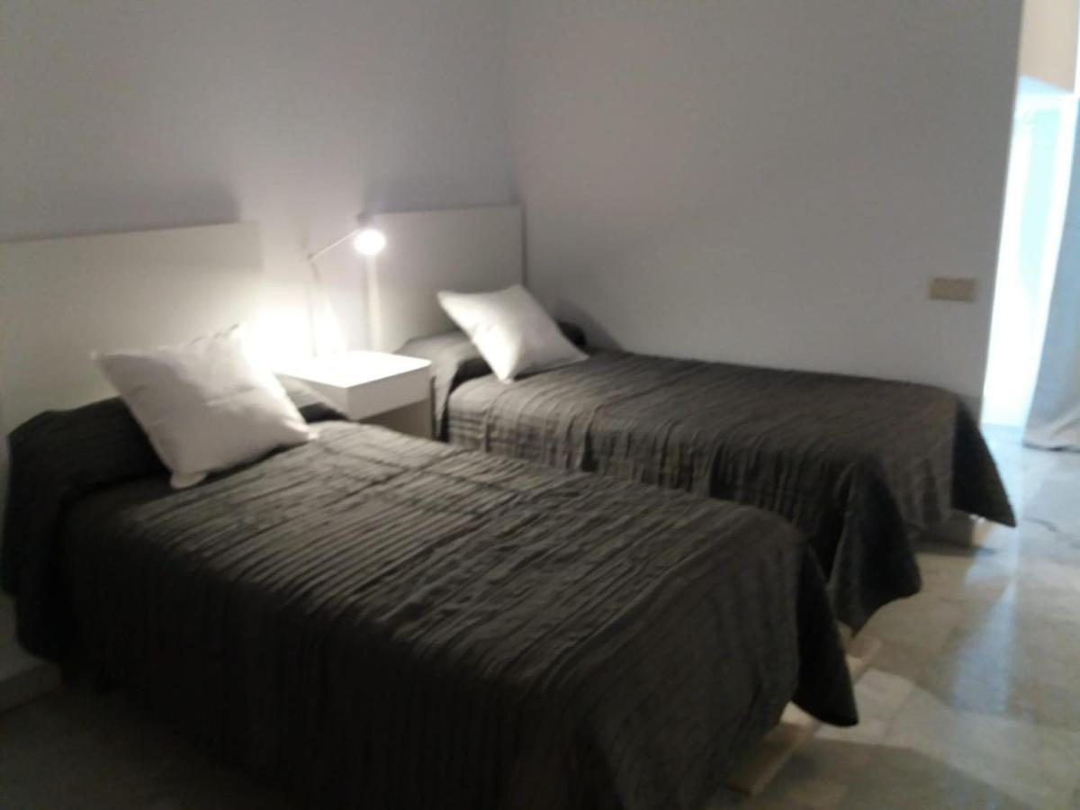 Marbella House Apartamento Duplex Exteriör bild